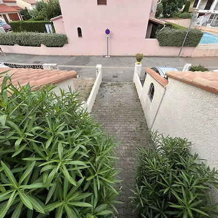 Vila T3 Avec Piscine, Proche Et Aqualand, Saint-cyprien - Fr-1-106-48