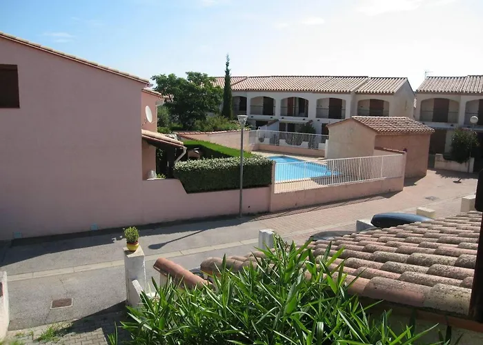 T3 Avec Piscine, Proche Et Aqualand, Saint-cyprien - Fr-1-106-48 Villa