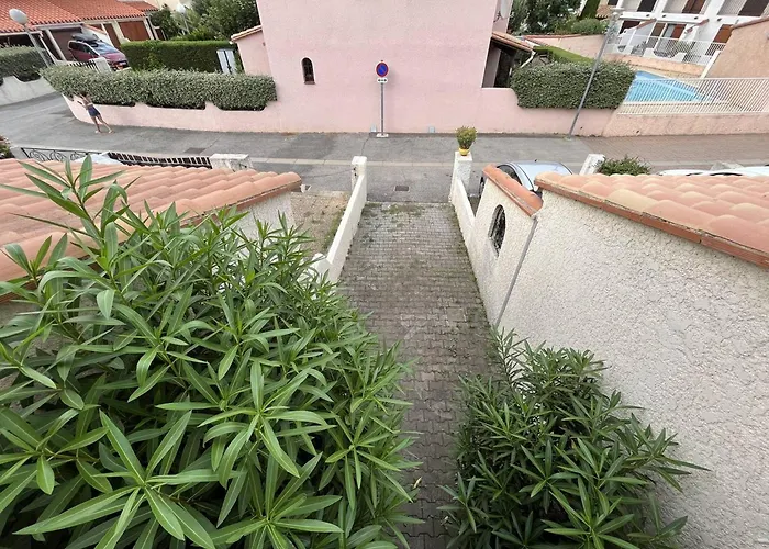 Villa T3 Avec Piscine, Proche Et Aqualand, Saint-cyprien - Fr-1-106-48